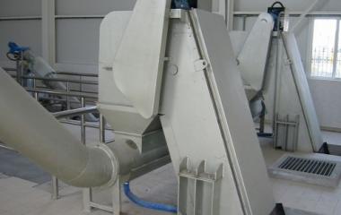 回转式格栅除污机